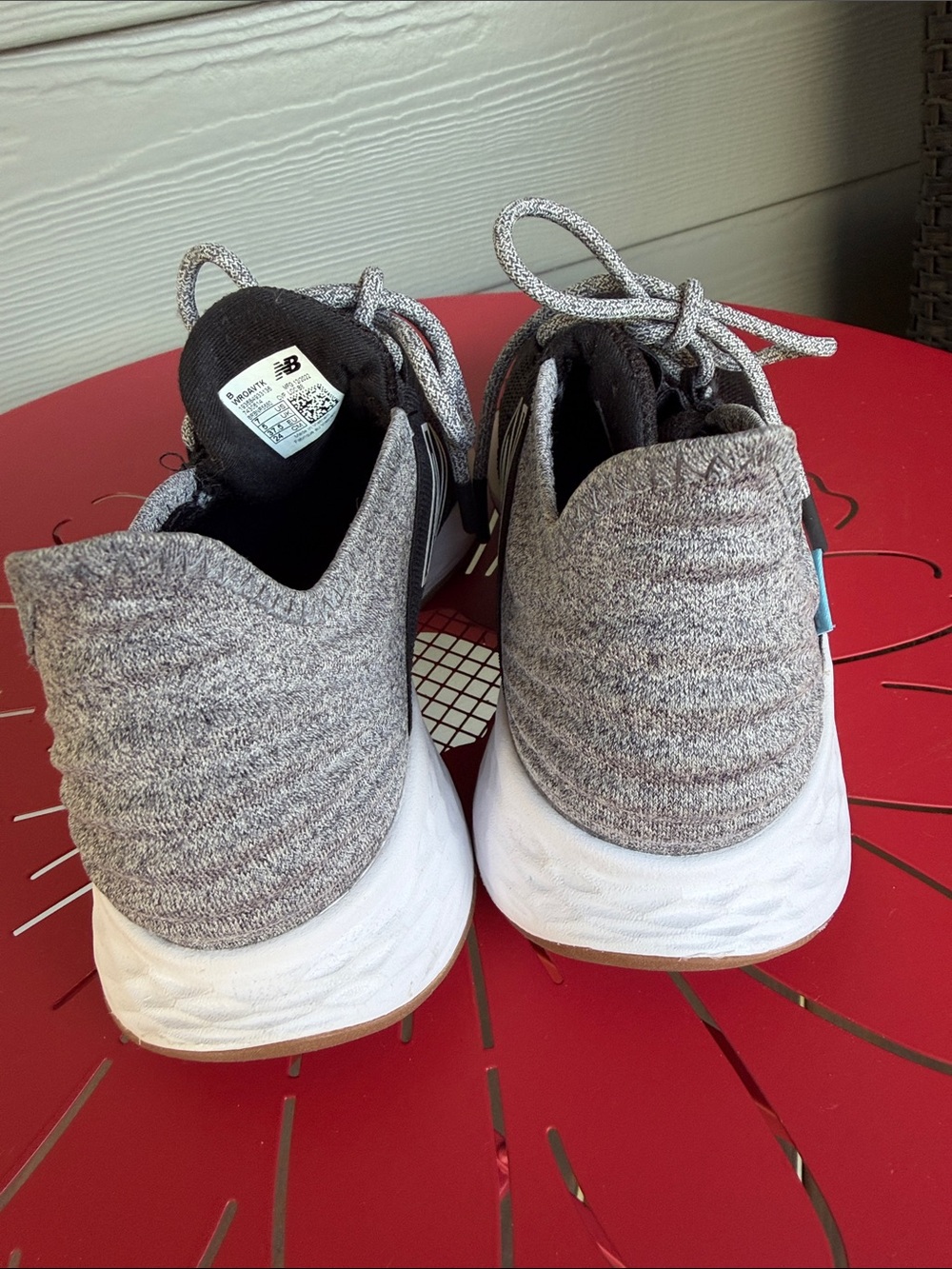 New Balance Womens Black and Gray Knit Lace-Up Sneakers - Picture 6 of 9